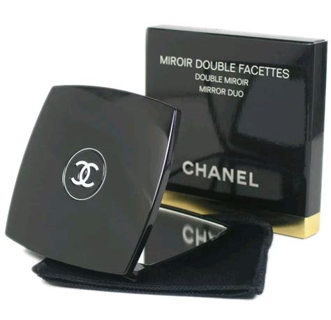 chanel compact makeup mirror duo